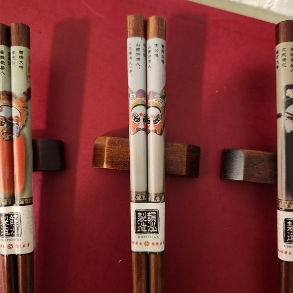 Chopsticks With Stands - Picture 3 of 7